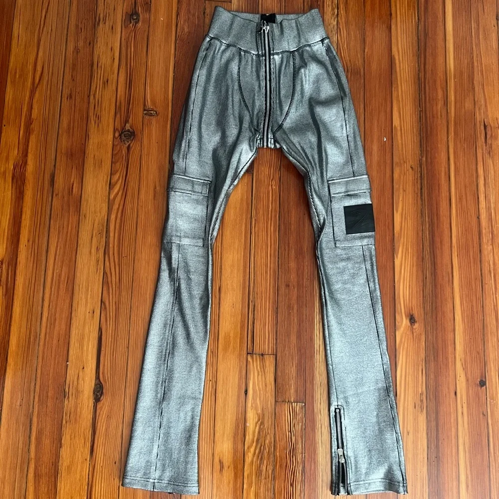 Sleek Silver Metallic Flare Pants - Picture 3 of 4